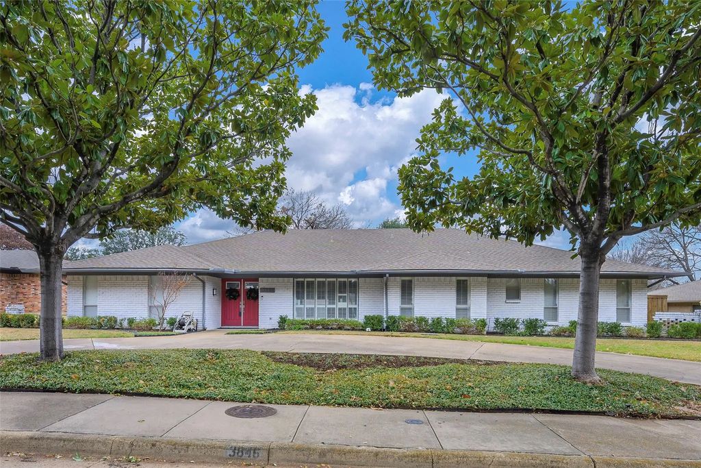 3846 Duchess Trail, Dallas