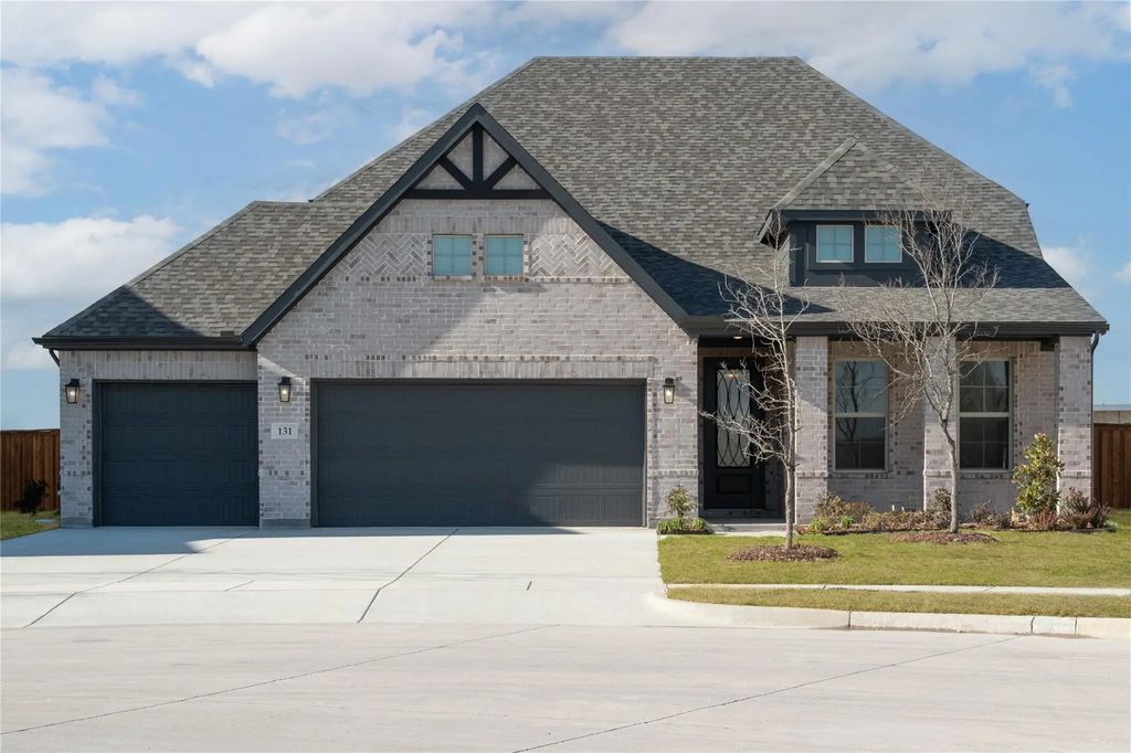 131 Heritage Hill Drive, Forney