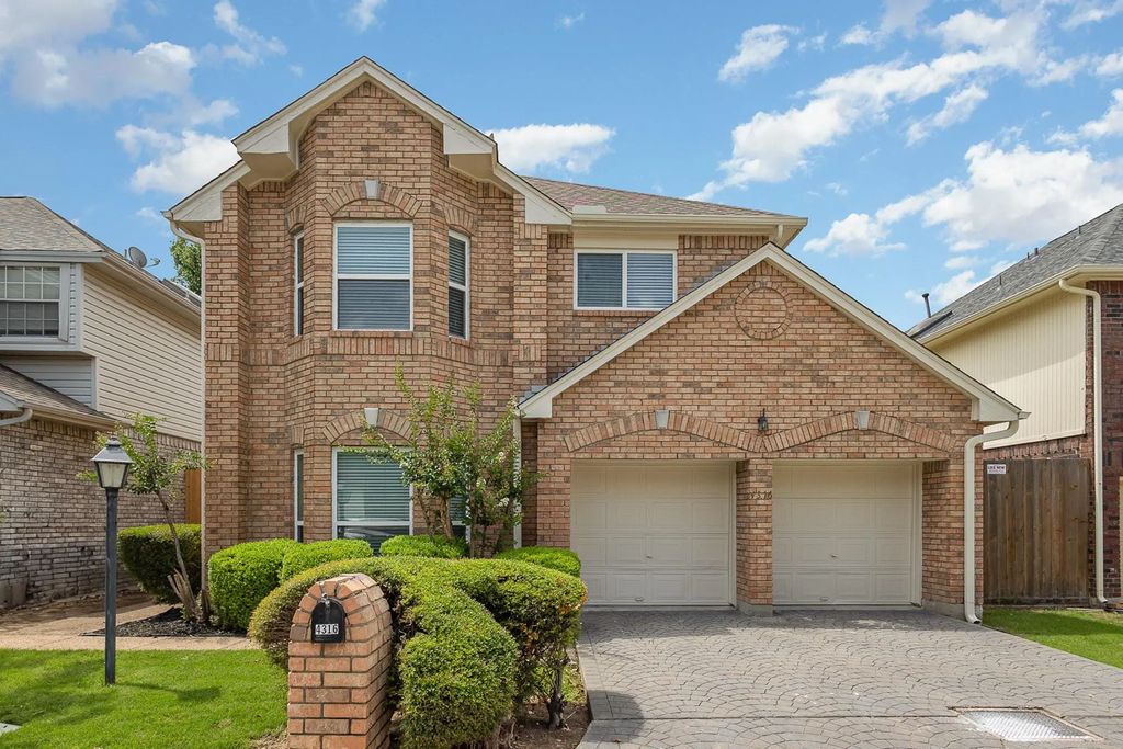 4316 N Capistrano Drive, Dallas