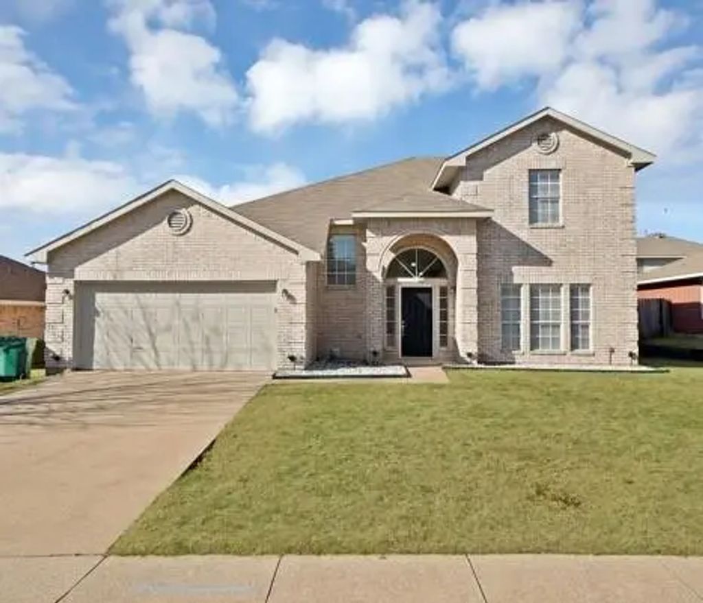 811 Parkside Drive, Cedar Hill