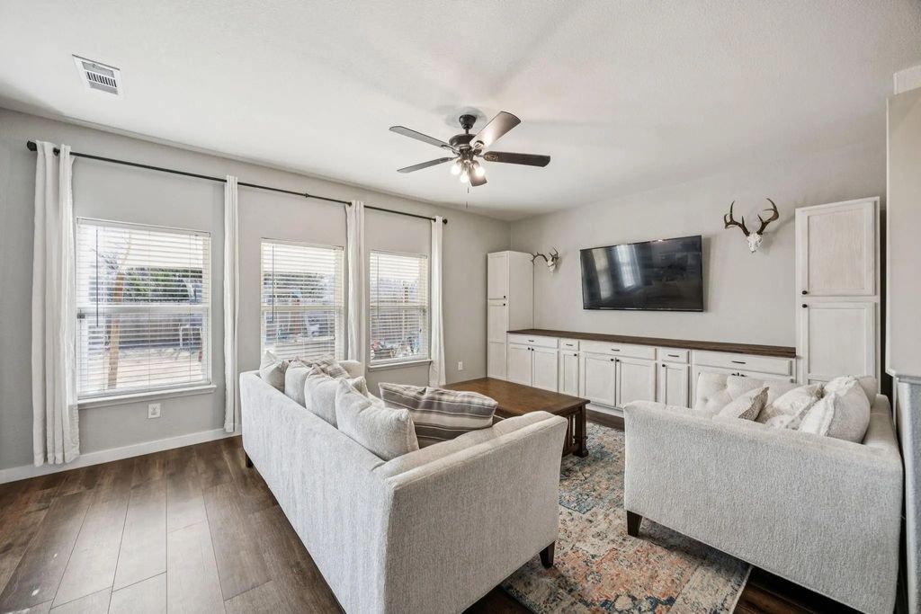 1627 Blackburn Way, Princeton