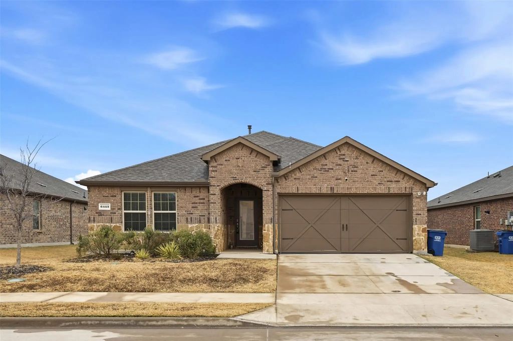 6413 Windsor Lane, Celina