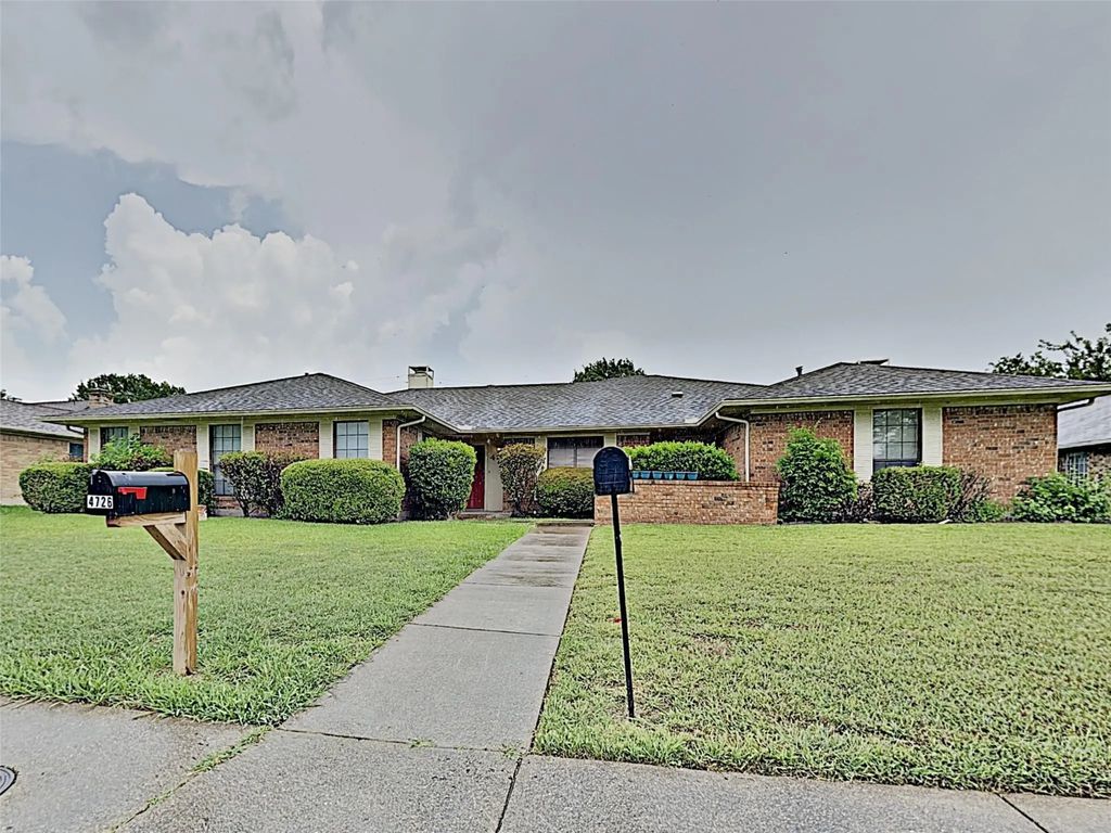 4726 Berridge Lane, Dallas