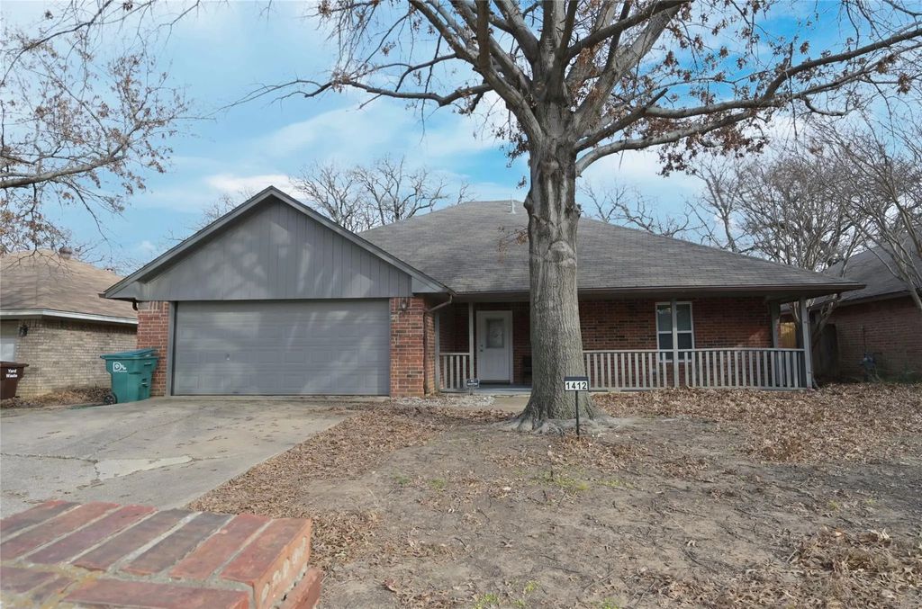 1412 Brandywine Circle, Denton