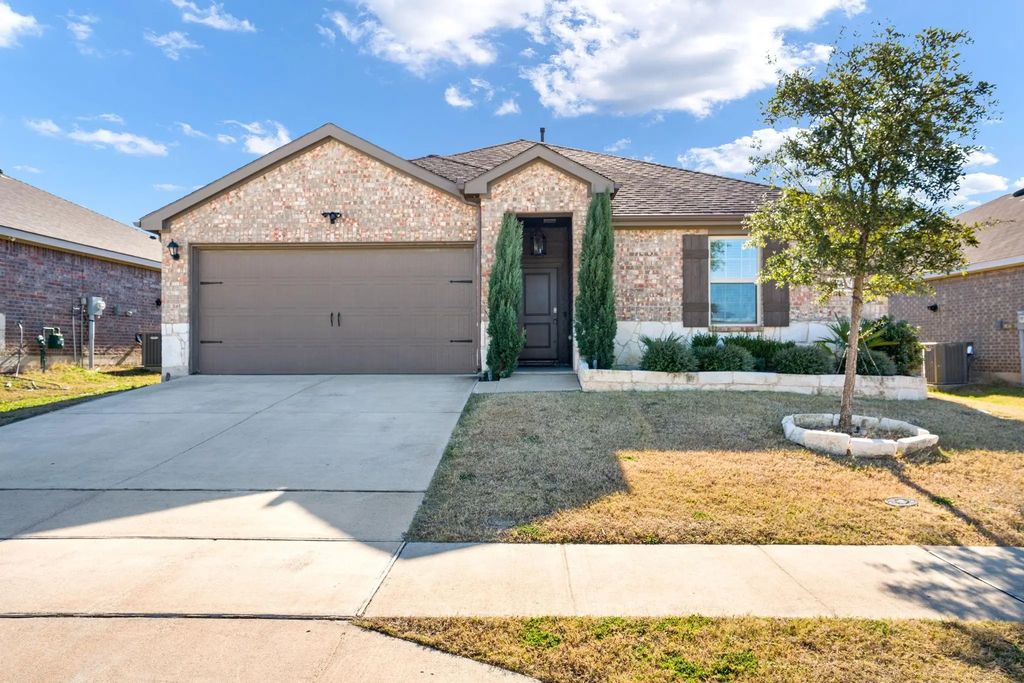 3104 Barzona Road, Forney