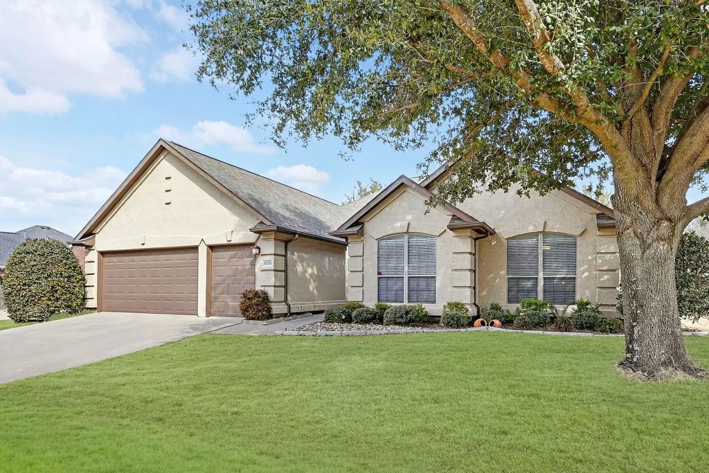 11704 Rosemont Court, Denton