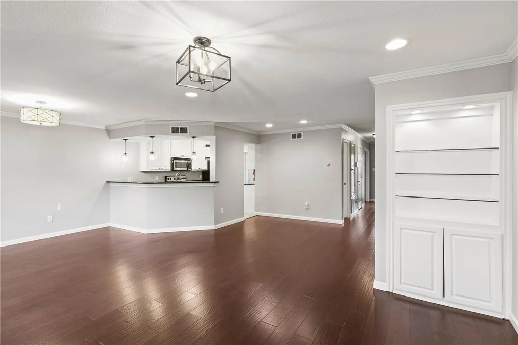 9440 Timberleaf Drive, Dallas