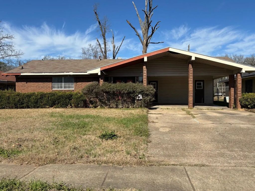 2832 Round Grove Lane, Shreveport