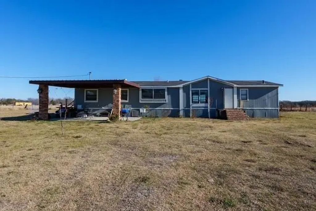 730 County Road 3708, Wills Point