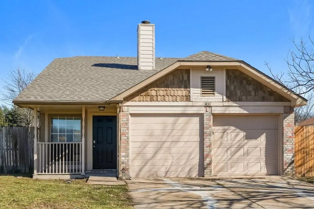 1433 Grovecrest Drive, Arlington