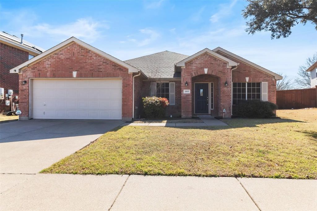 2511 Rio Grande Drive, Grand Prairie