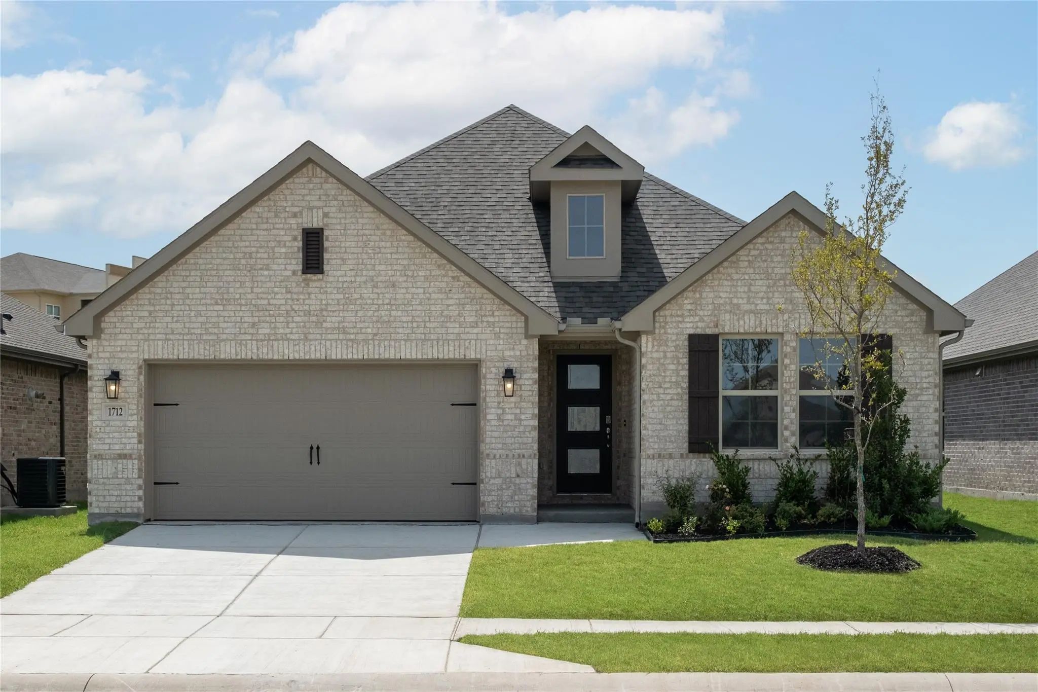 Photo of Listing #21160101