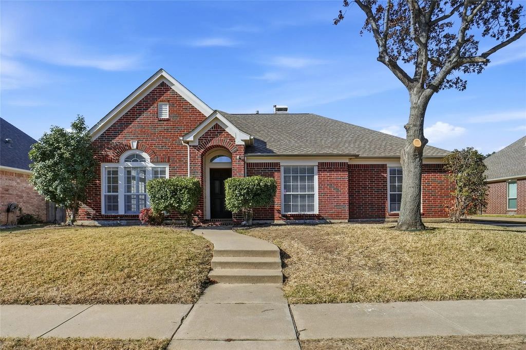 1602 Meadow Park Drive, Keller