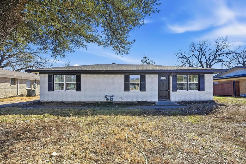 421 Cherry Drive, Princeton
