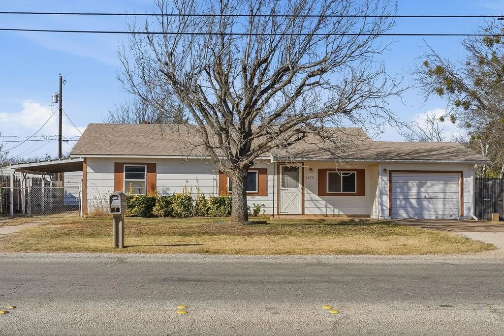 2670 Maple Street, Abilene