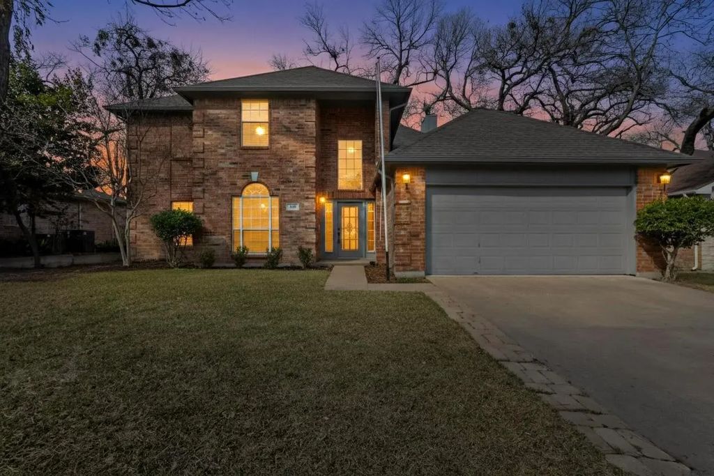 325 Crooked Creek, Garland