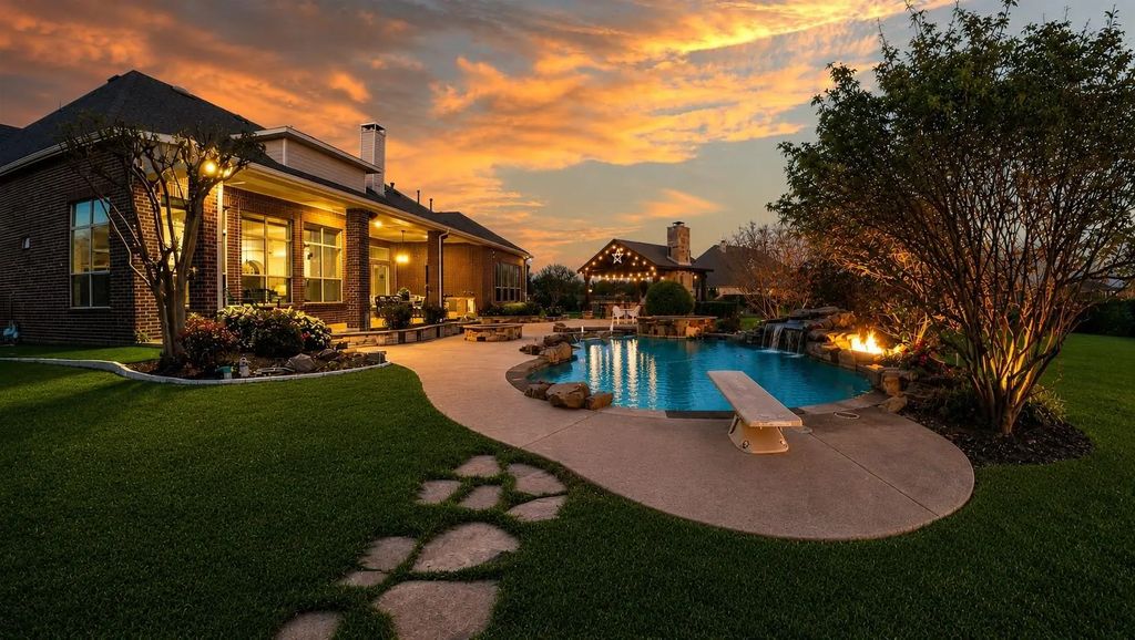 210 Rockland Trail, Lucas