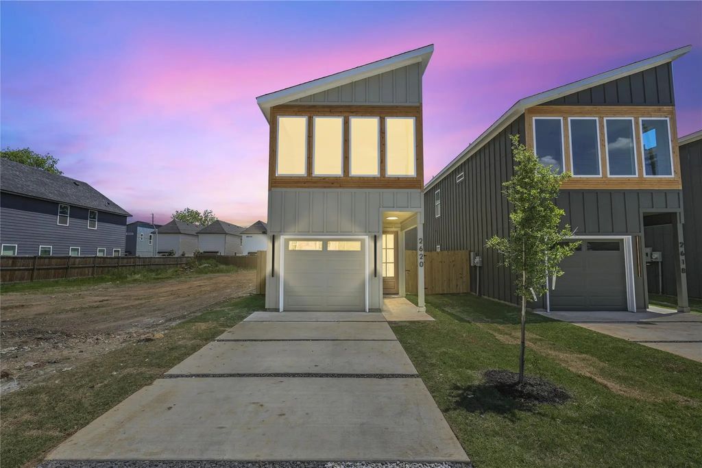2620 Peabody Avenue, Dallas