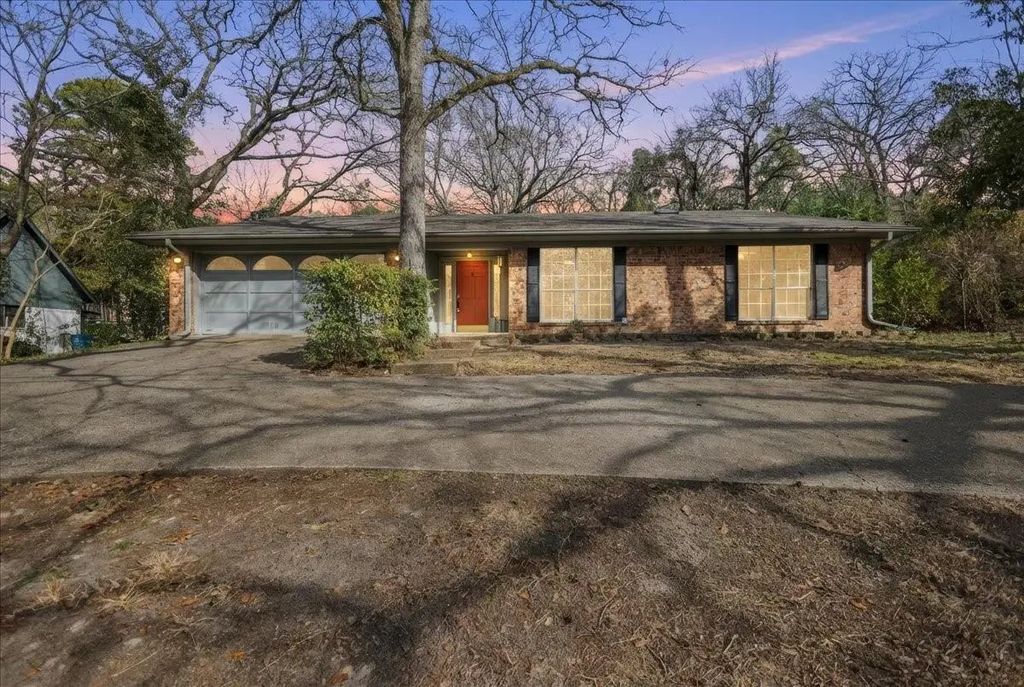 517 Dogwood Lane, Hideaway