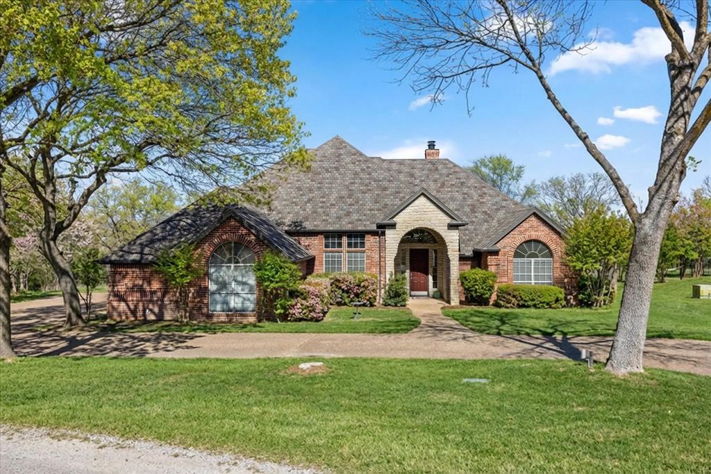 1636 Greenview Court, Aledo