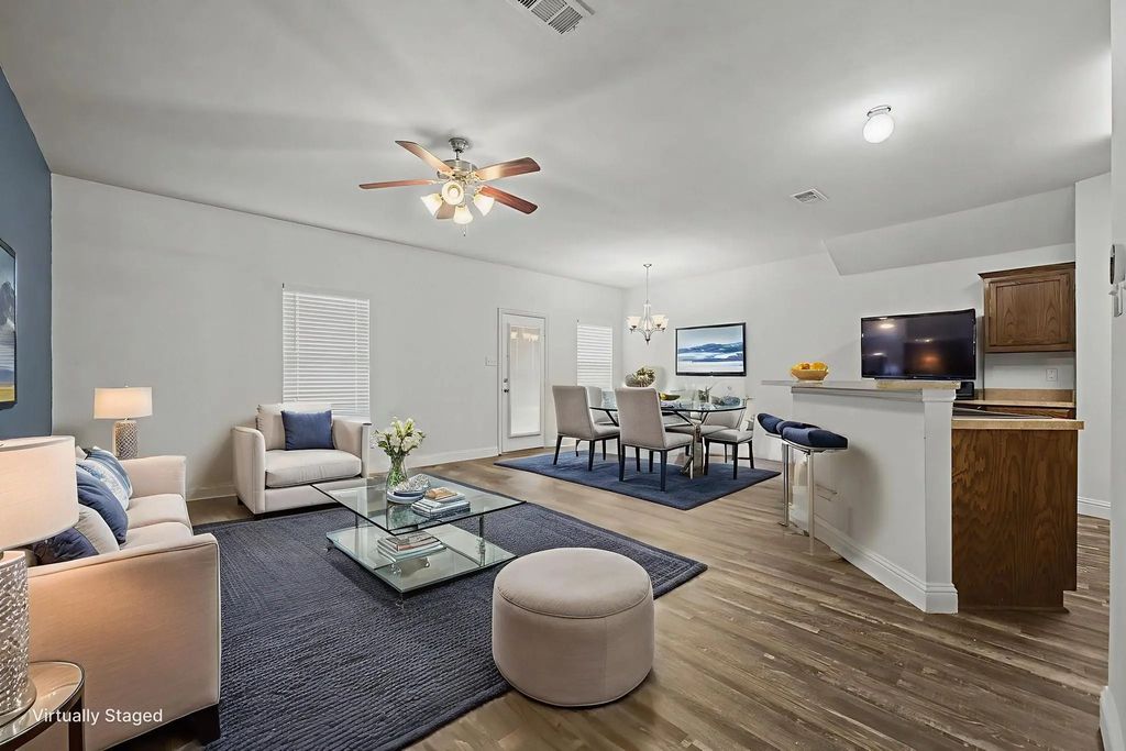 13235 Alsatian Court, Dallas
