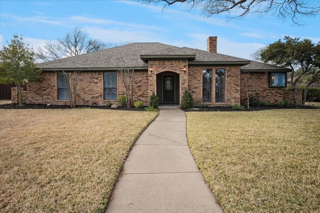 330 Marriott Lane, Garland
