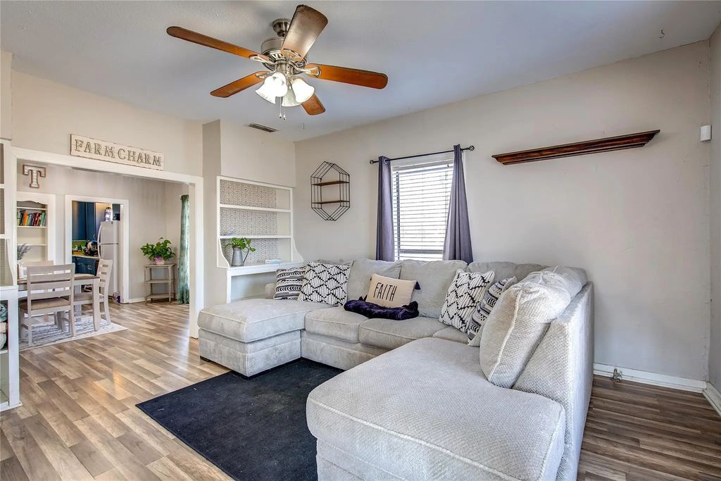 50 County Road 3557, Sulphur Bluff