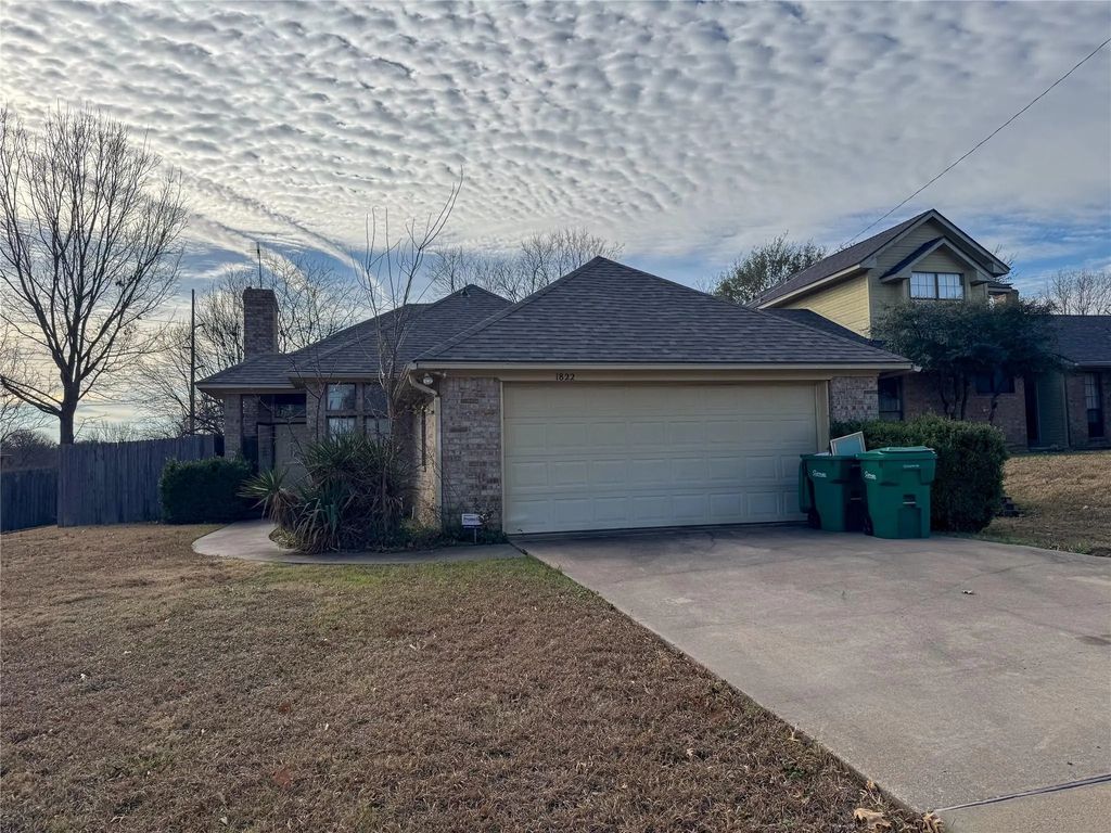 1822 Glenway Drive, Sherman