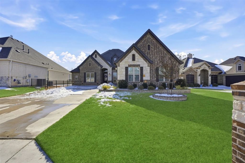 12132 Indian Creek Drive, Fort Worth