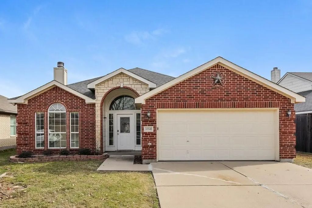 12249 Shadow Wood Trail, Fort Worth
