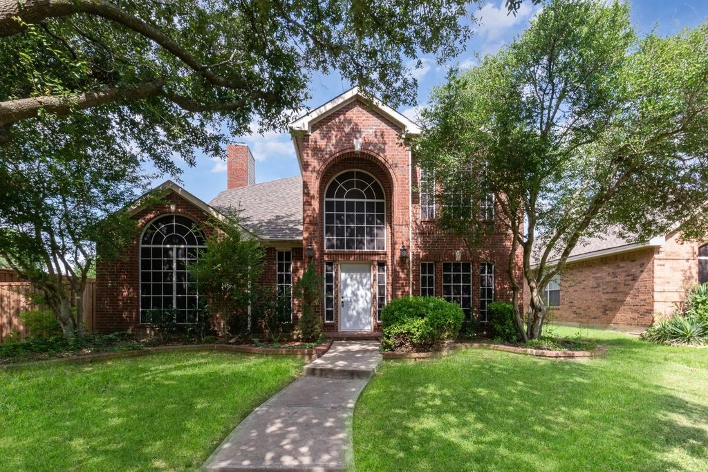 112 Brentwood Court, Allen