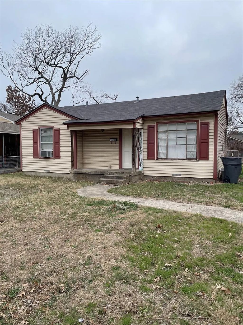 10911 Barbarosa Drive, Dallas