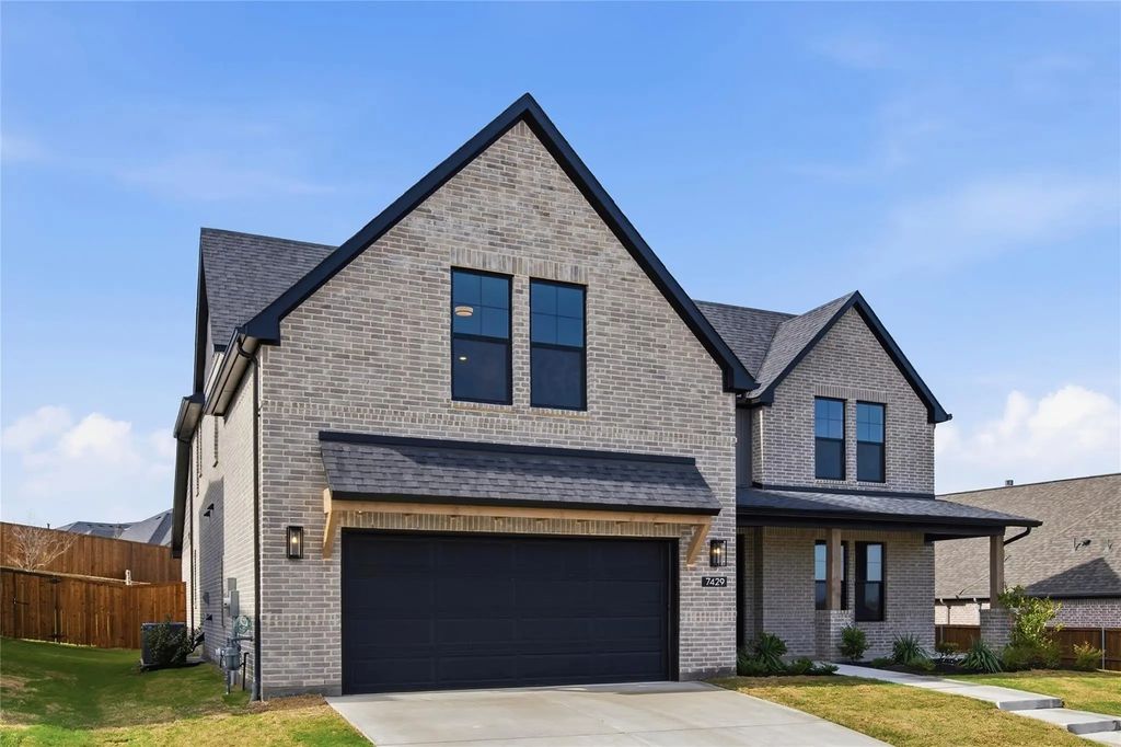 7429 Harrier Street, Fort Worth