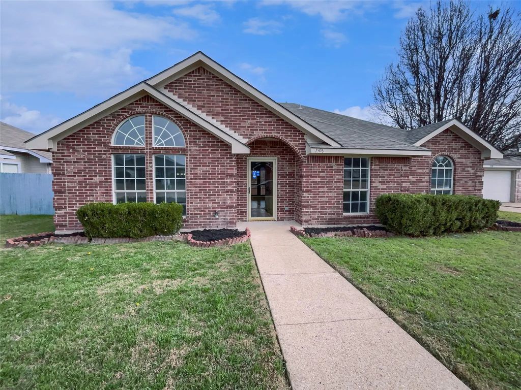 1506 Pintail Court, DeSoto