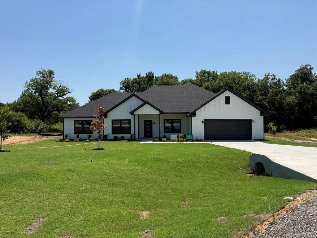 1061 Salvation Drive, Weatherford
