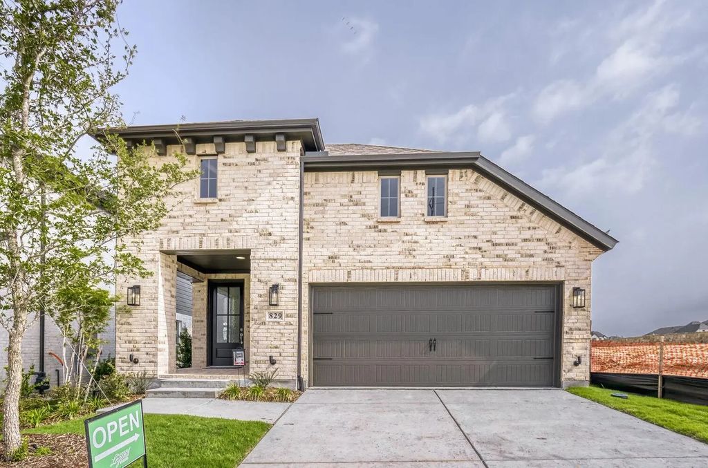 829 Dogwood Lane, Lavon