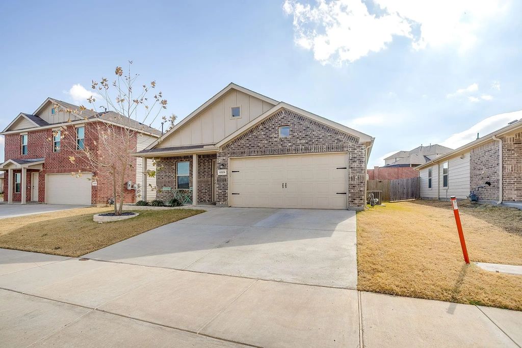 6329 Becker Avenue, Fort Worth
