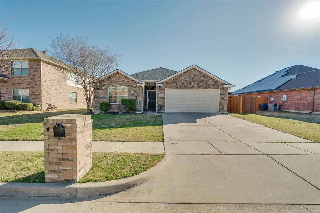 629 Sparrow Drive, Saginaw