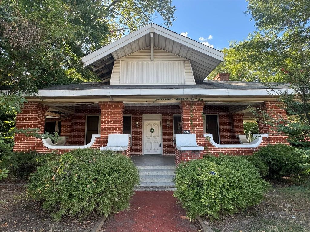 521 N 1st Street, Lufkin