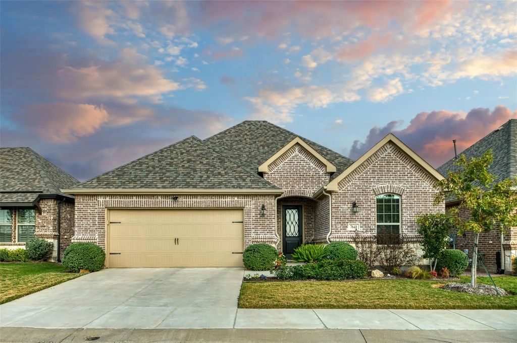 7641 Murcia Drive, Fort Worth