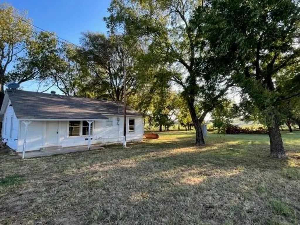 3569 County Road 312, Cleburne