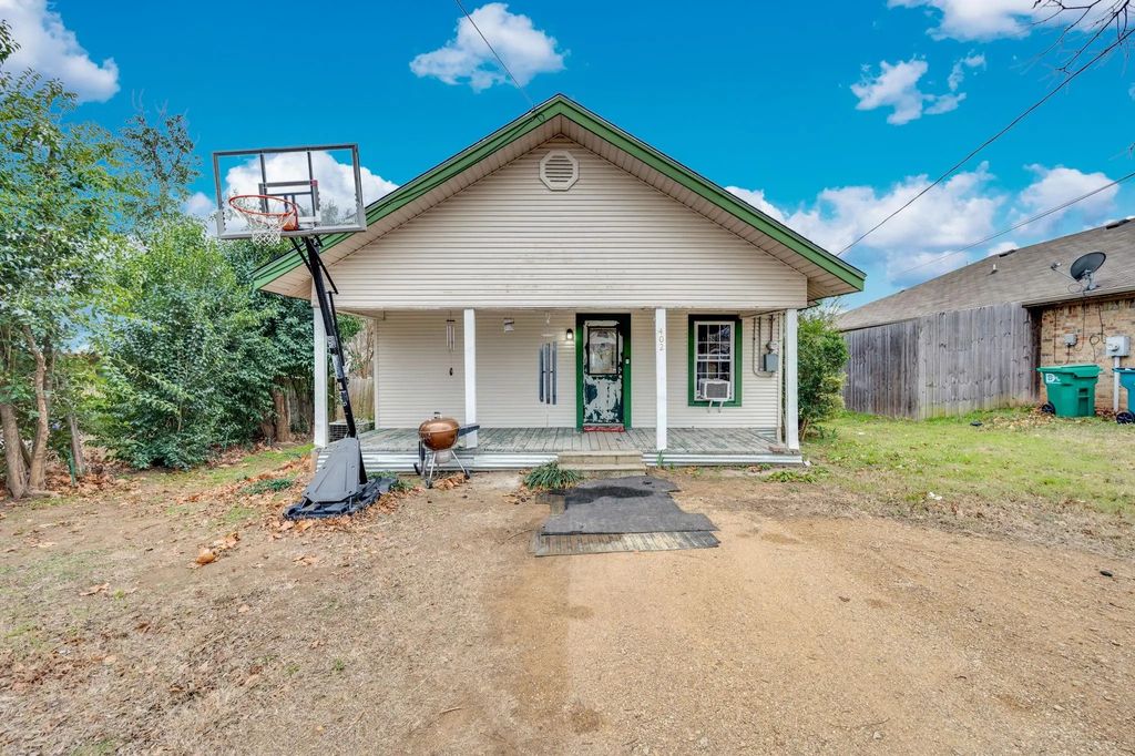 406 W 2nd Street, Maypearl
