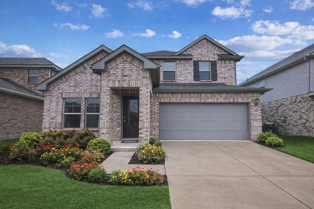 1604 Briar Hunt Drive, Forney