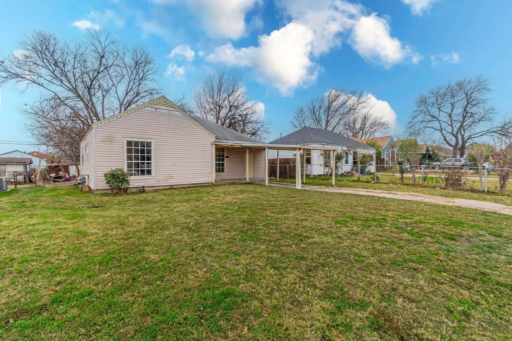 1205 Oak Street, Grand Prairie