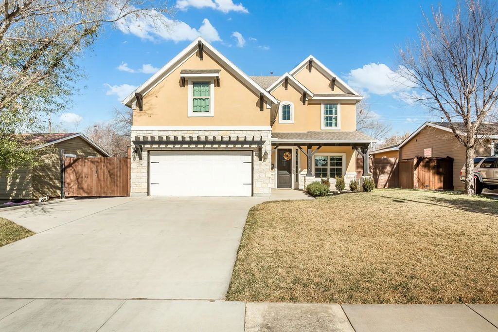 2219 Cochran Street, Irving
