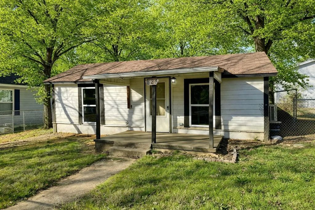 625 E Acheson Street, Denison