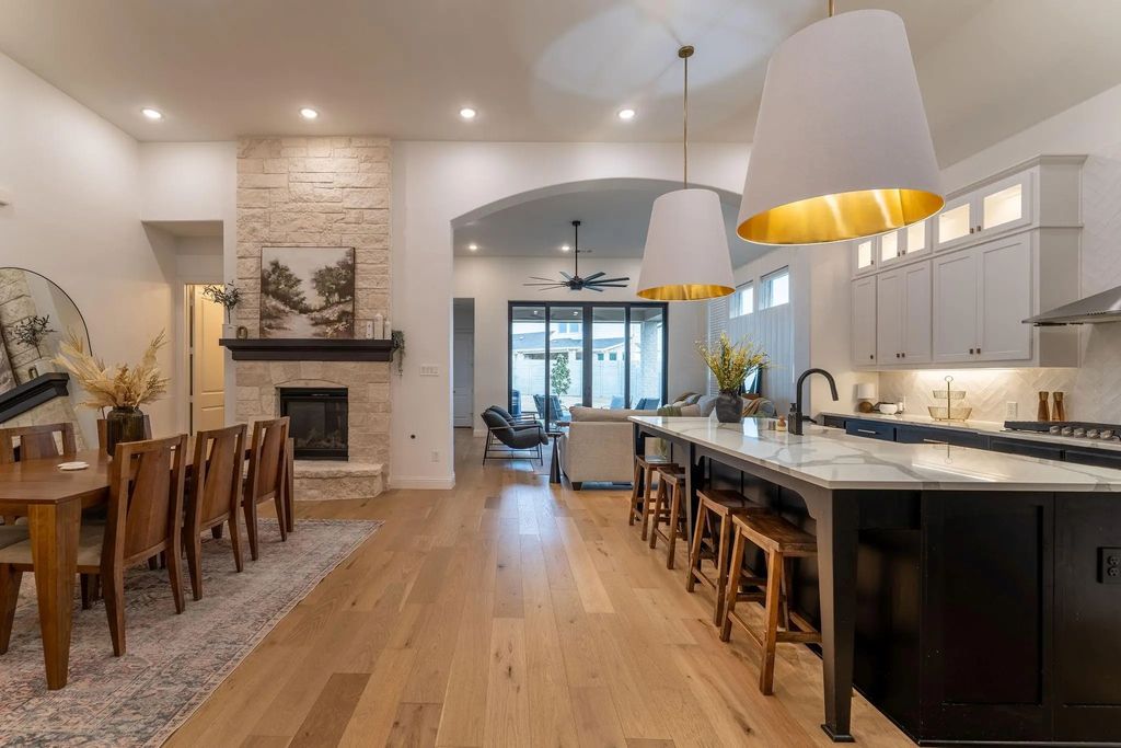1828 Longspur Drive, Argyle