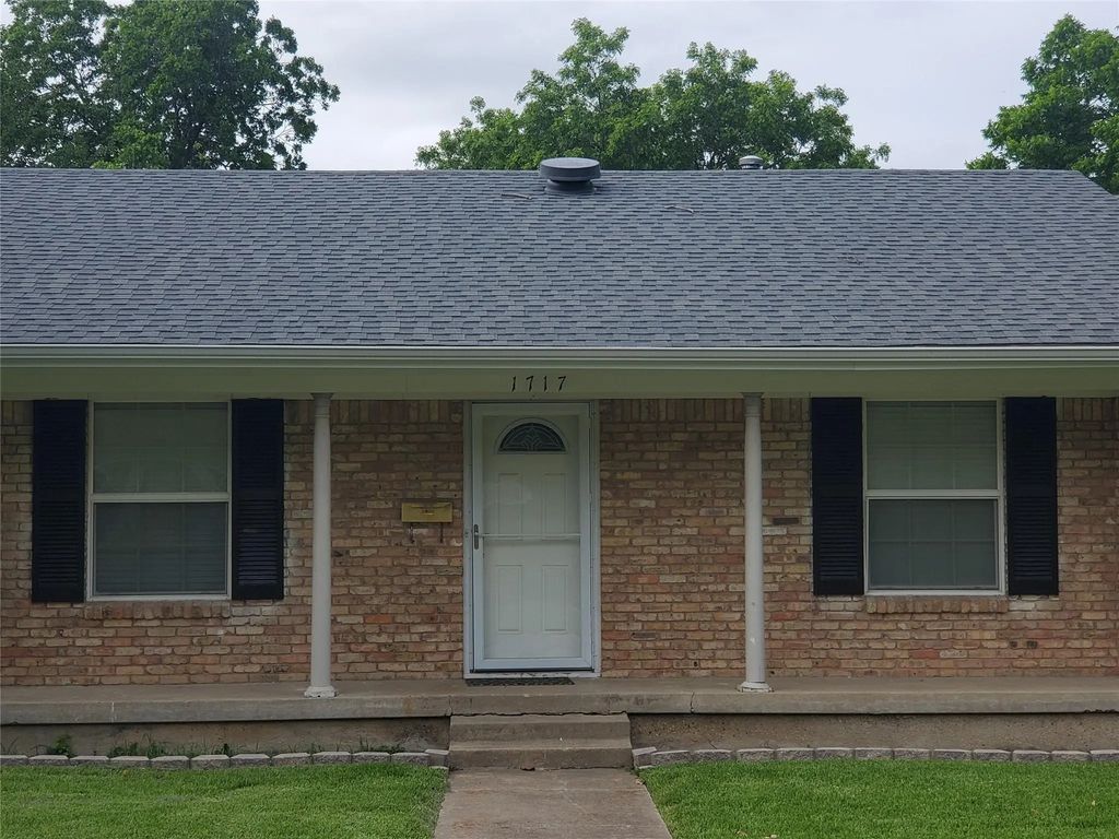 1717 15th Place, Plano