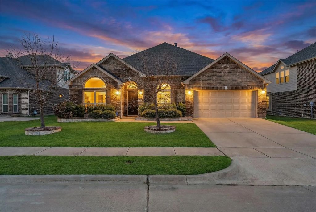 900 Netherfield Parkway, Mansfield