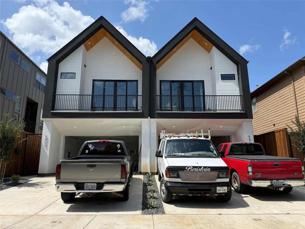 5809 Hudson Street, Dallas